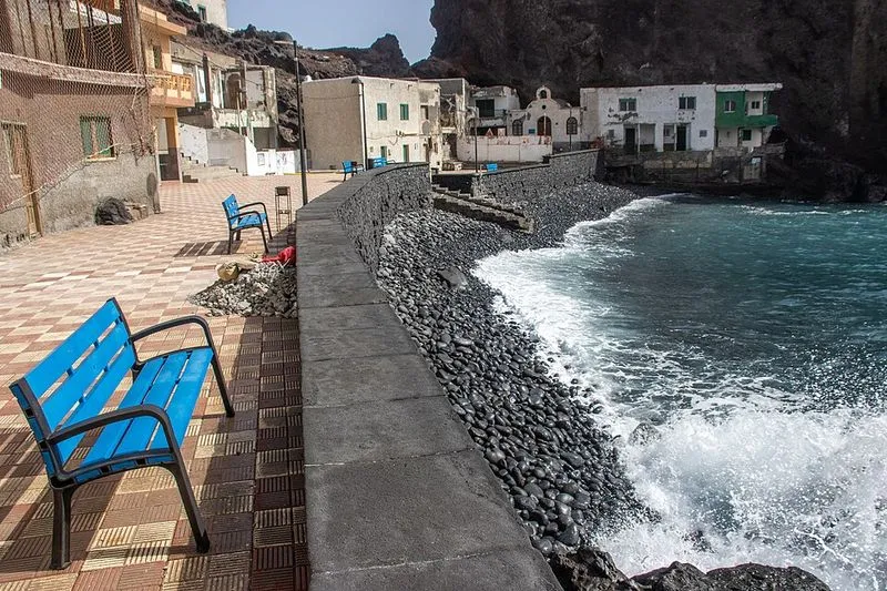 Playa Los Roques en Fasnia, Santa Cruz de Tenerife — foto 3 de 5
