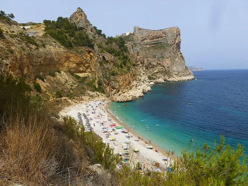 Playa de los Tiestos en Benitachell/el Poble Nou de Benitatxell, Alicante — foto 3 de 5