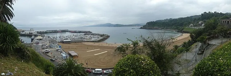 Playa de Malkorbe en Getaria, Guipúzcoa — foto 2 de 6