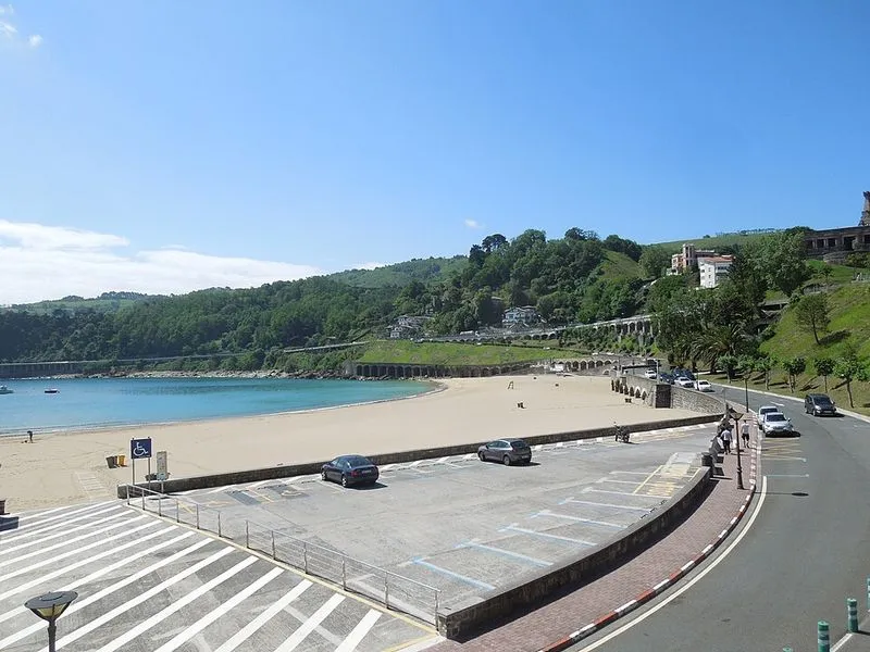 Playa de Malkorbe en Getaria, Guipúzcoa — foto 4 de 6
