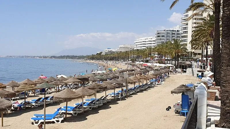 Playa de Marbella Club en Marbella, Málaga — foto 5 de 10