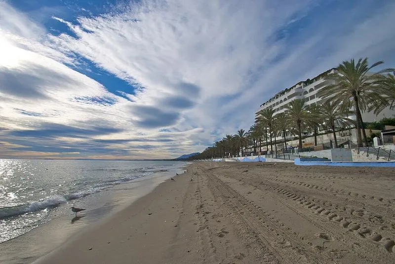 Playa de Marbella Club en Marbella, Málaga — foto 7 de 10
