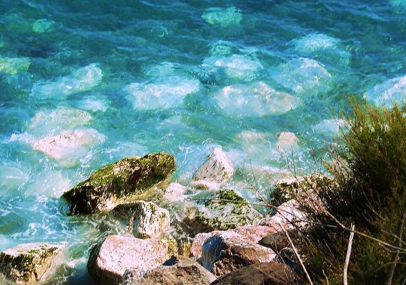 Playa Mazagarrobo en Torrox, Málaga