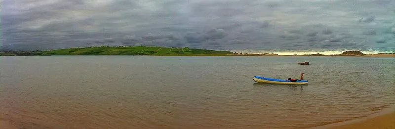 Playa Mogro en Miengo, Cantabria — foto 3 de 4