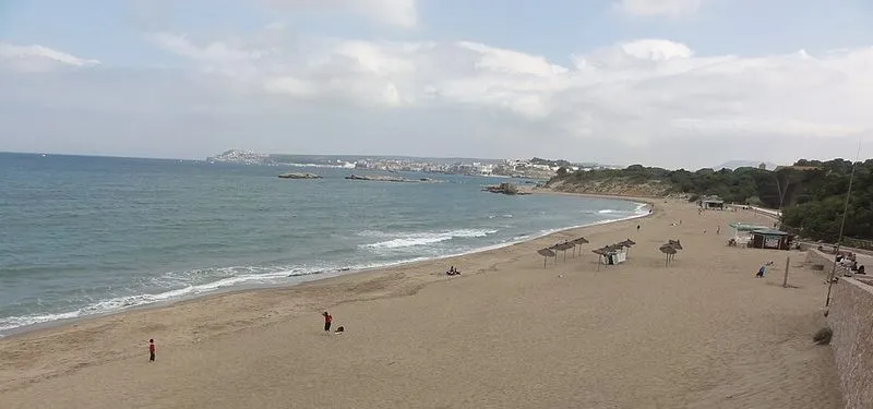 Playa de Moll Grec en L'Escala, Gerona — foto 6 de 9