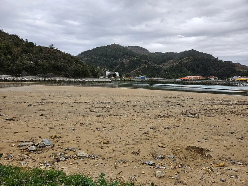 Playa de Oribarzar en Orio, Guipúzcoa — foto 3 de 3