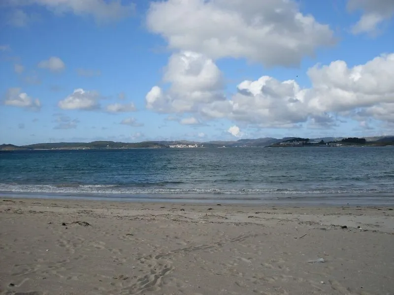 Playa Os Muiños en Muxía, A Coruña — foto 2 de 3