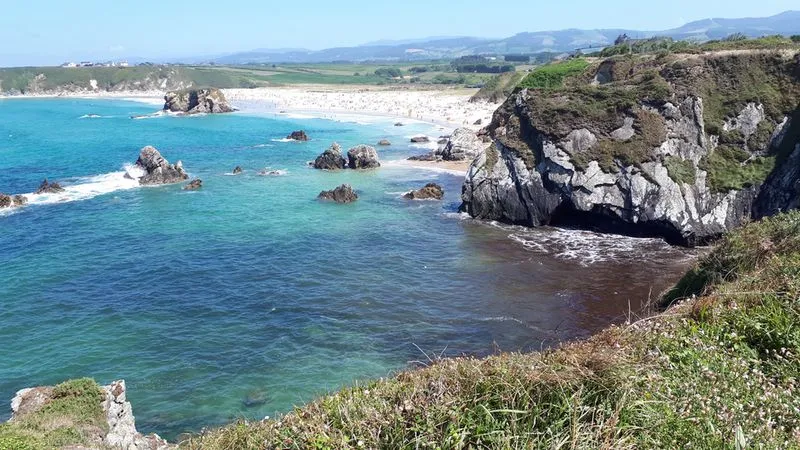 Playa Pantorgas en Tapia de Casariego, Asturias — foto 2 de 2