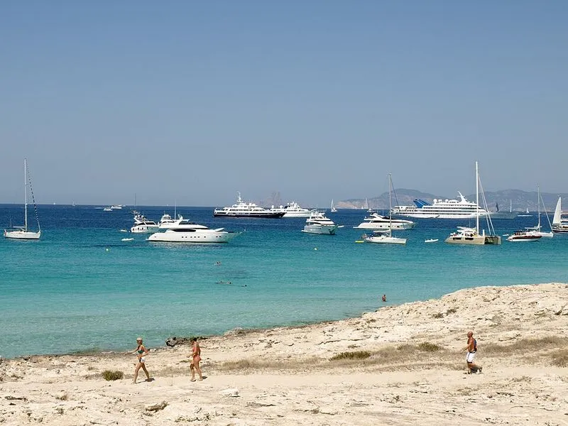 Playa de Pas d'En Adolf en Formentera, Islas Baleares — foto 8 de 9