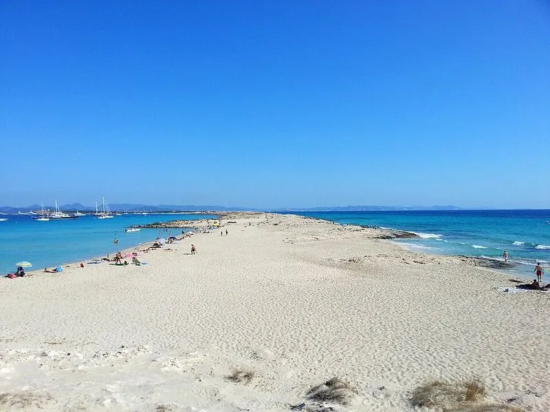Playa de Pas d'En Adolf en Formentera, Islas Baleares — foto 9 de 9
