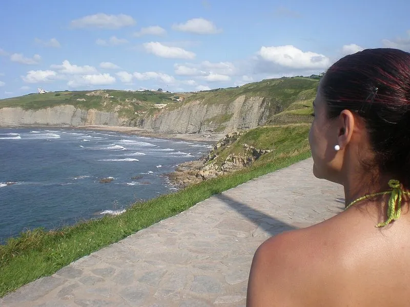 Playa Peñarrubia en Gijón, Asturias — foto 2 de 6