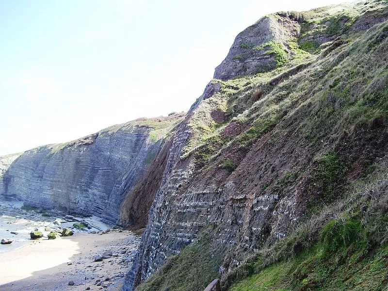 Playa Peñarrubia en Gijón, Asturias — foto 5 de 6