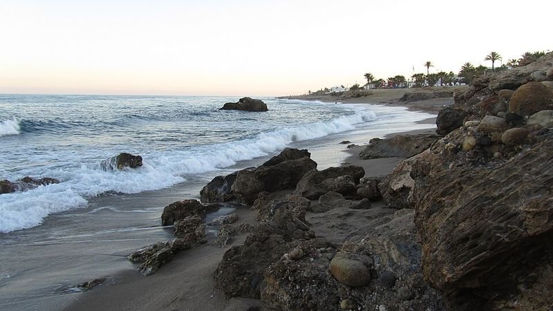 Playa Piedra de Villazar en Mojácar