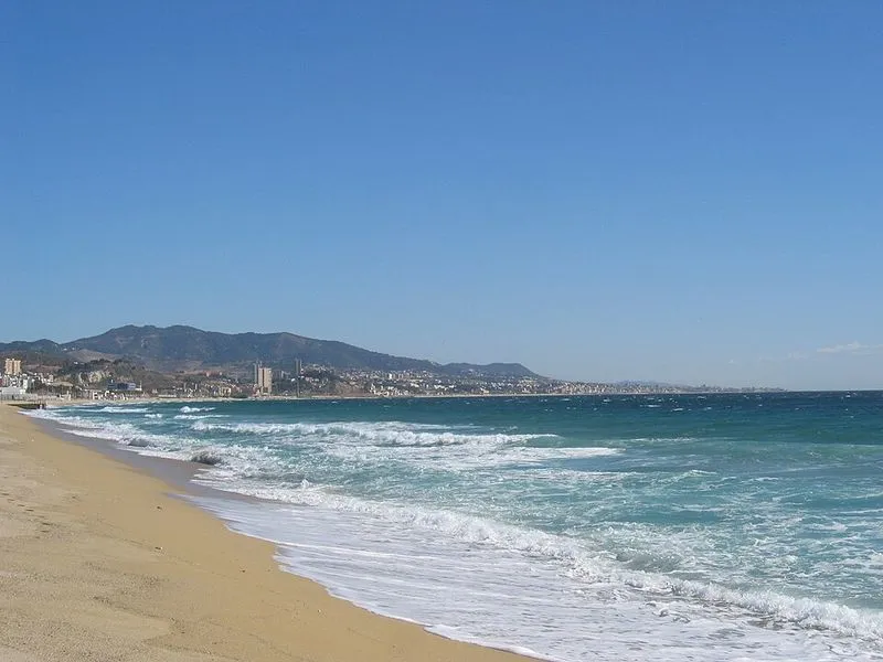 Platja de la Mora en Badalona, Barcelona — foto 5 de 7