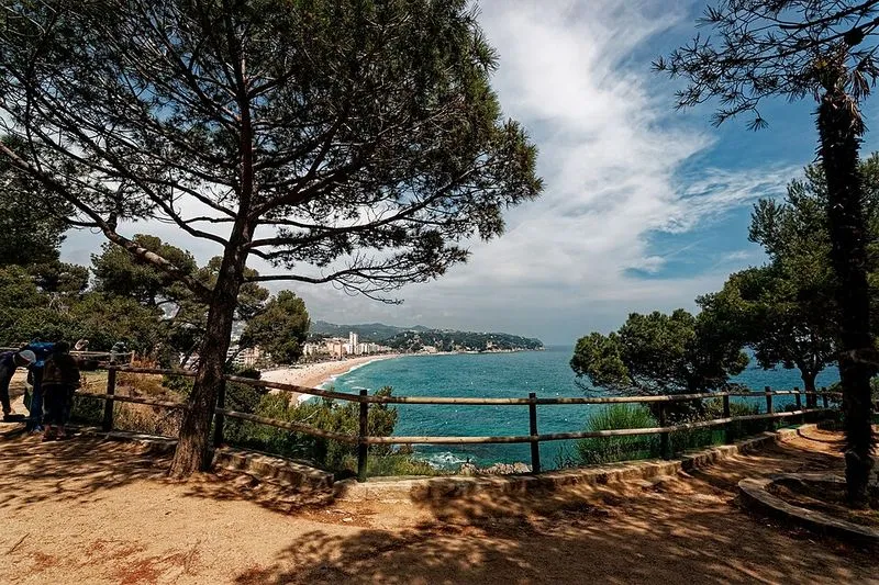 Platja de Lloret en Lloret de Mar, Gerona — foto 4 de 6