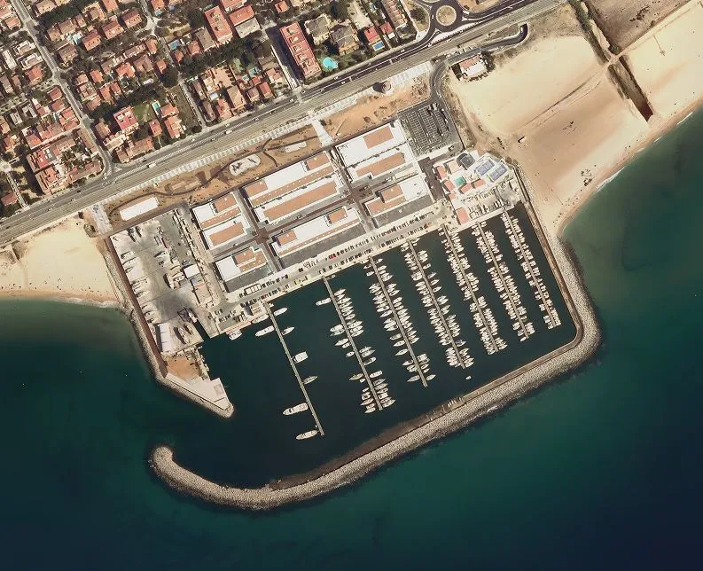 Playa Platja de Ponent en Vilassar de Mar, Barcelona — foto 5 de 5