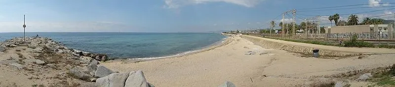 Playa Platja de Ponent en Premià de Mar, Barcelona — foto 5 de 6