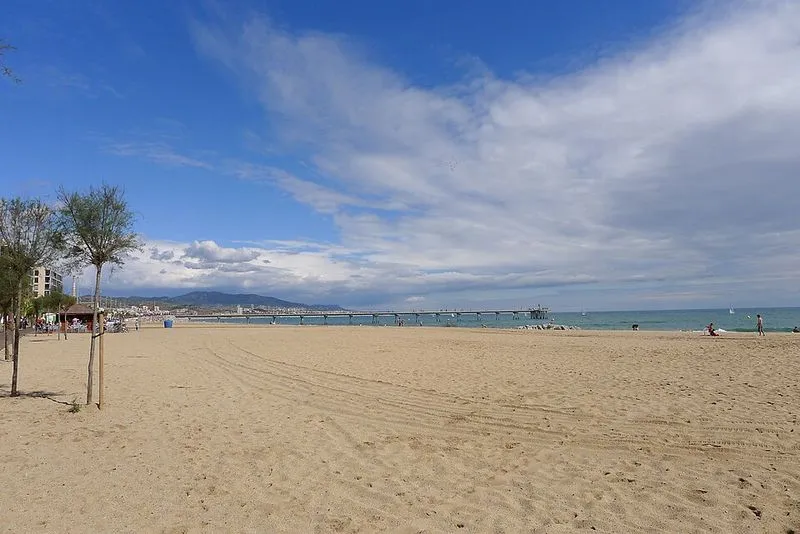Playa Platja del Coco en Badalona, Barcelona — foto 6 de 10