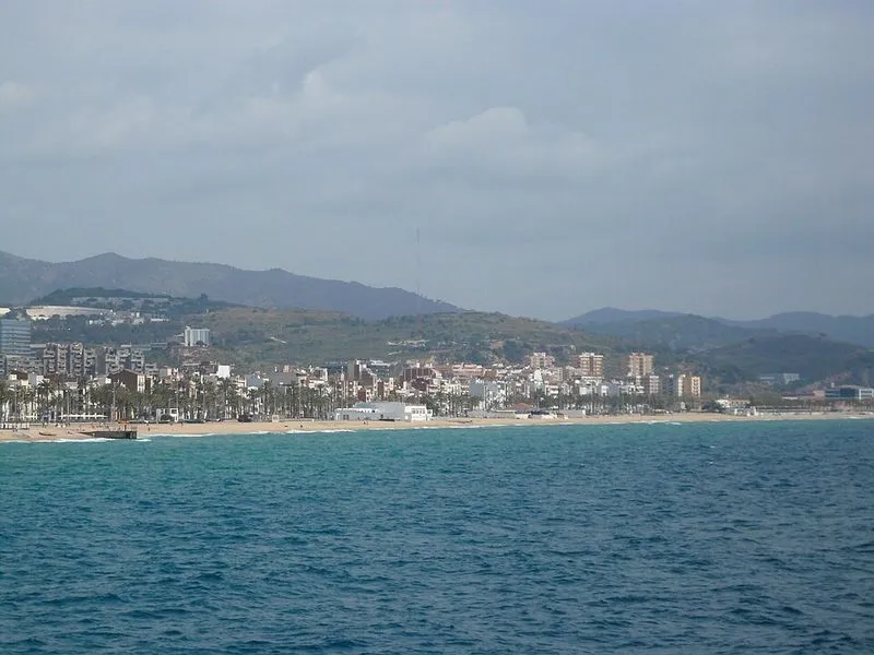 Playa Platja dels Pescadors en Badalona, Barcelona — foto 3 de 8