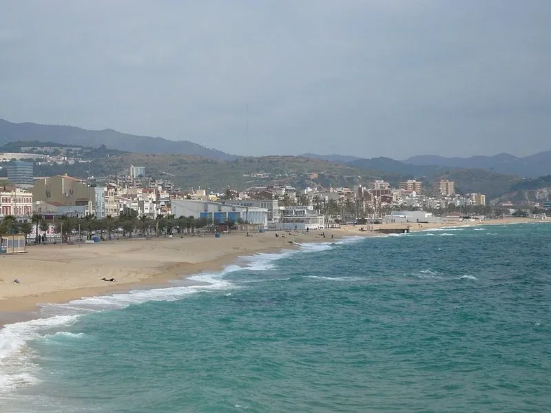 Playa Platja dels Pescadors en Badalona, Barcelona — foto 6 de 8
