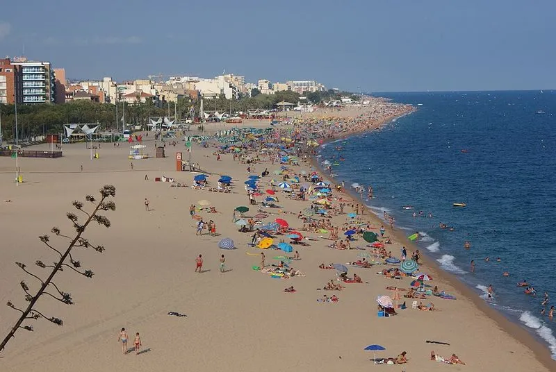 Playa Platja Gran en Calella, Barcelona — foto 3 de 8