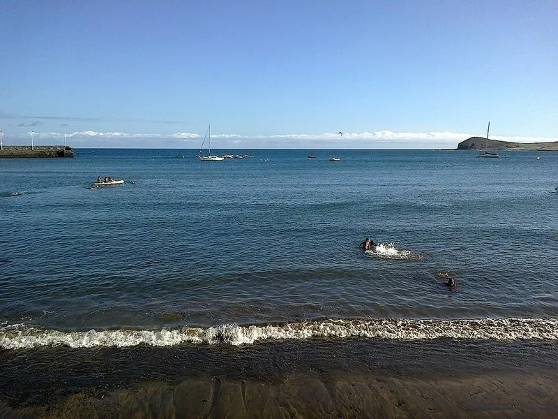 Playa Playa Chica en Granadilla de Abona, Santa Cruz de Tenerife — foto 2 de 6