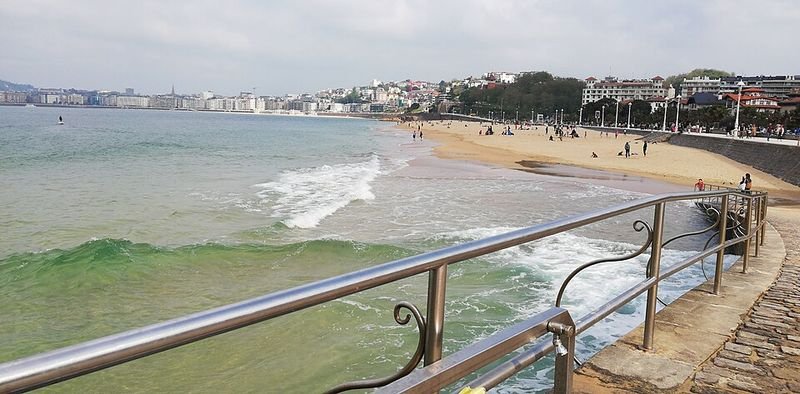 Playa Playa de la Isla en Donostia/San Sebastián, Guipúzcoa