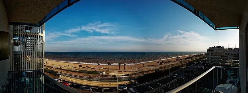Playa de La Riera en Pineda de Mar, Barcelona — foto 8 de 9
