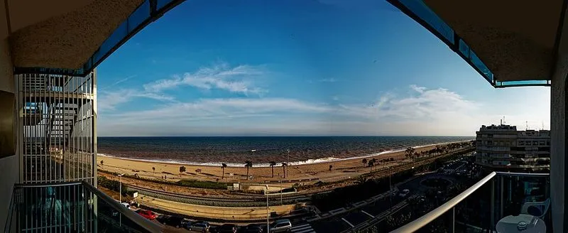 Playa de La Riera en Pineda de Mar, Barcelona — foto 9 de 9