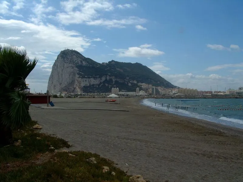 Playa Playa de Poniente en La Línea de la Concepción, Cádiz — foto 7 de 8