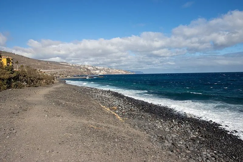 Playa de Punta Larga en Candelaria, Santa Cruz de Tenerife — foto 2 de 4