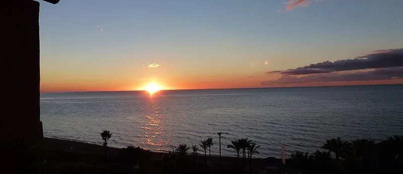 Playa del Río Castor en Estepona, Málaga — foto 4 de 4