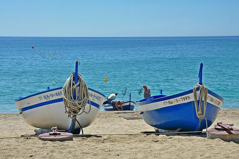 Playa dels Pescadors en Pineda de Mar, Barcelona — foto 6 de 8