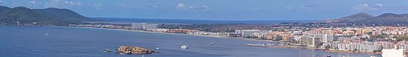 Playa d'en Bossa en Eivissa, Islas Baleares — foto 8 de 9