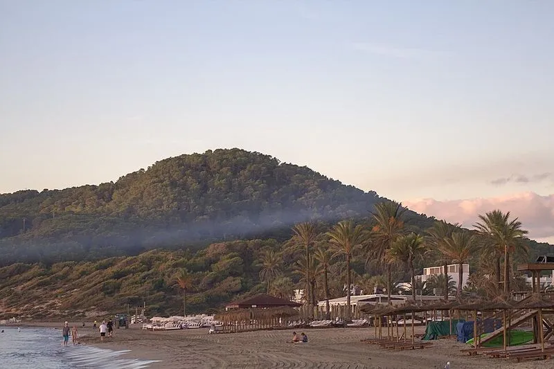 Playa d'en Bossa en Eivissa, Islas Baleares — foto 9 de 9