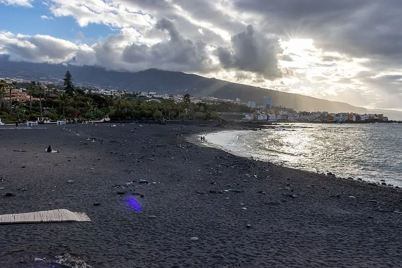 Playa Playa Jardín en Puerto de la Cruz, Santa Cruz de Tenerife — foto 3 de 10