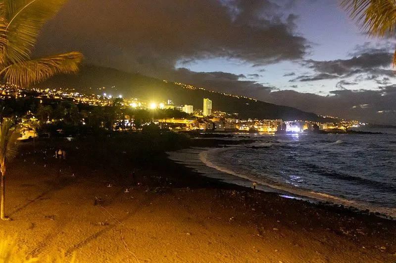 Playa Playa Jardín en Puerto de la Cruz, Santa Cruz de Tenerife — foto 7 de 10