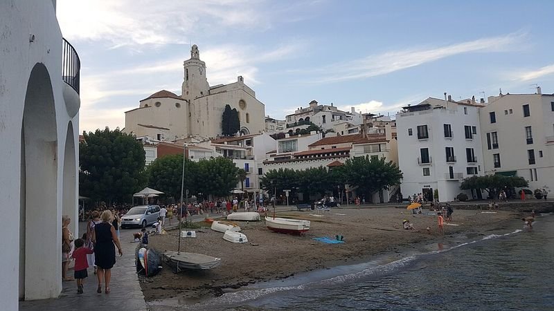 Playa Port d'Alguer en Cadaqués, Gerona
