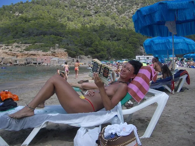 Playa Port de Benirrás en Sant Joan de Labritja, Islas Baleares — foto 4 de 8