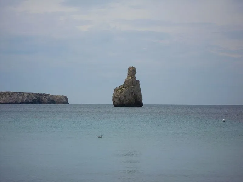 Playa Port de Benirrás en Sant Joan de Labritja, Islas Baleares — foto 5 de 8