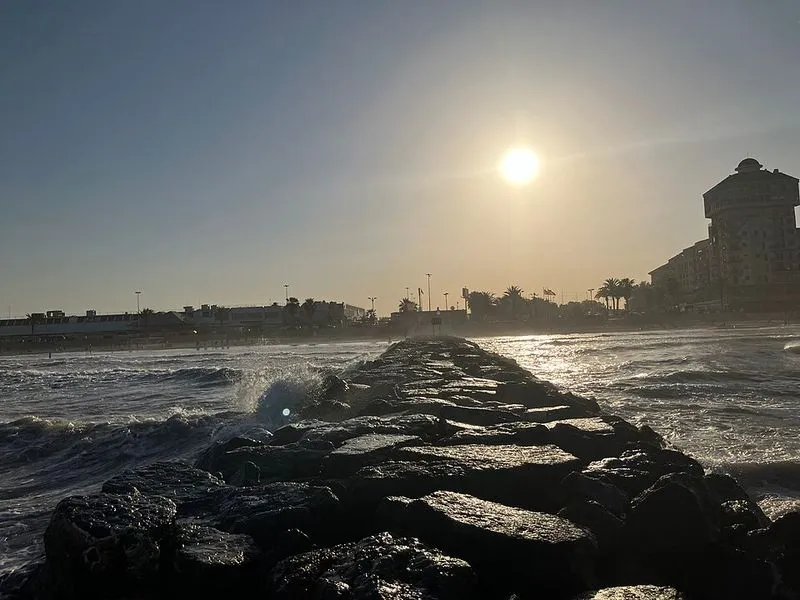 Playa de Port-Saplaya Sur en Alboraya, Valencia — foto 3 de 5