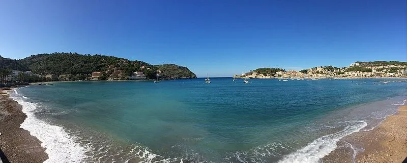 Playa de Puerto de Sóller en Sóller, Islas Baleares — foto 3 de 4