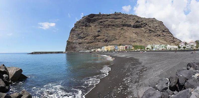 Playa Puerto de Tazacorte en Tazacorte, Santa Cruz de Tenerife — foto 2 de 9