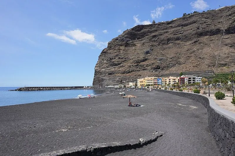 Playa Puerto de Tazacorte en Tazacorte, Santa Cruz de Tenerife — foto 4 de 9