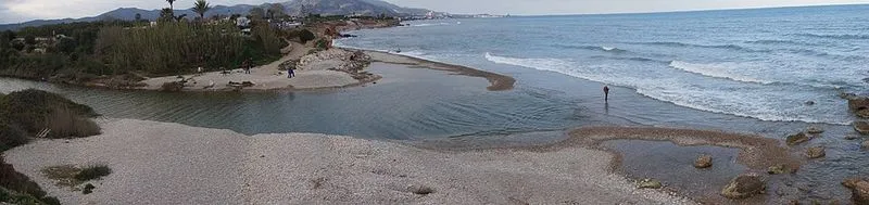 Playa Riu de la Sénia en Vinaròs, Castellón — foto 7 de 8