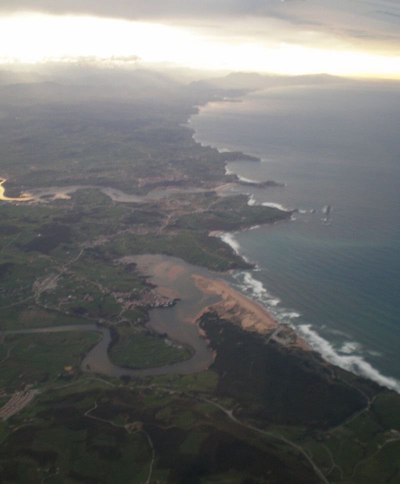 Playa Robayera en Miengo, Cantabria