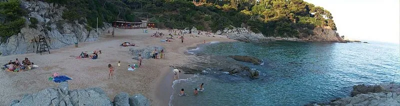Playa de sa Boadella en Lloret de Mar, Gerona — foto 2 de 10