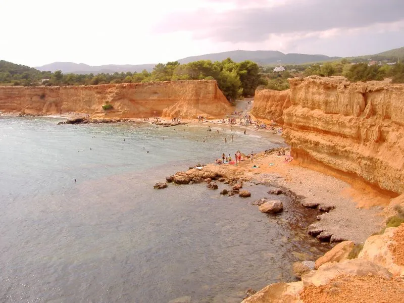 Playa Sa Caleta en Sant Josep de sa Talaia, Islas Baleares — foto 5 de 9