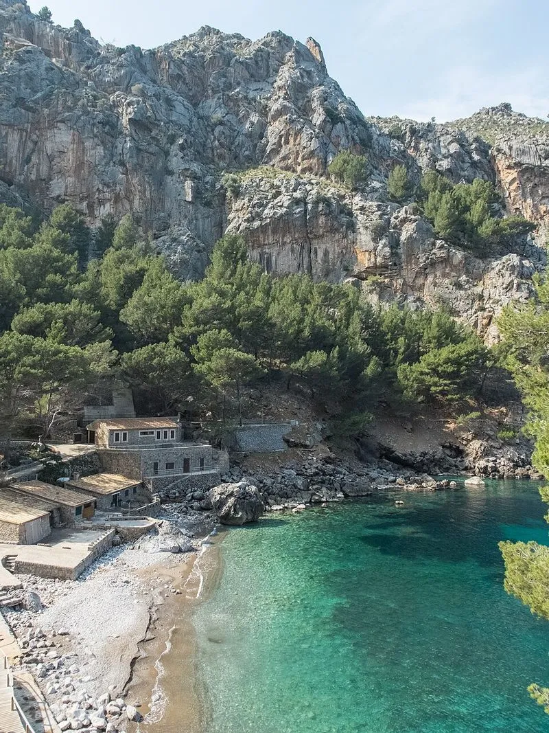 Playa de sa Calobra en Escorca, Islas Baleares — foto 2 de 10
