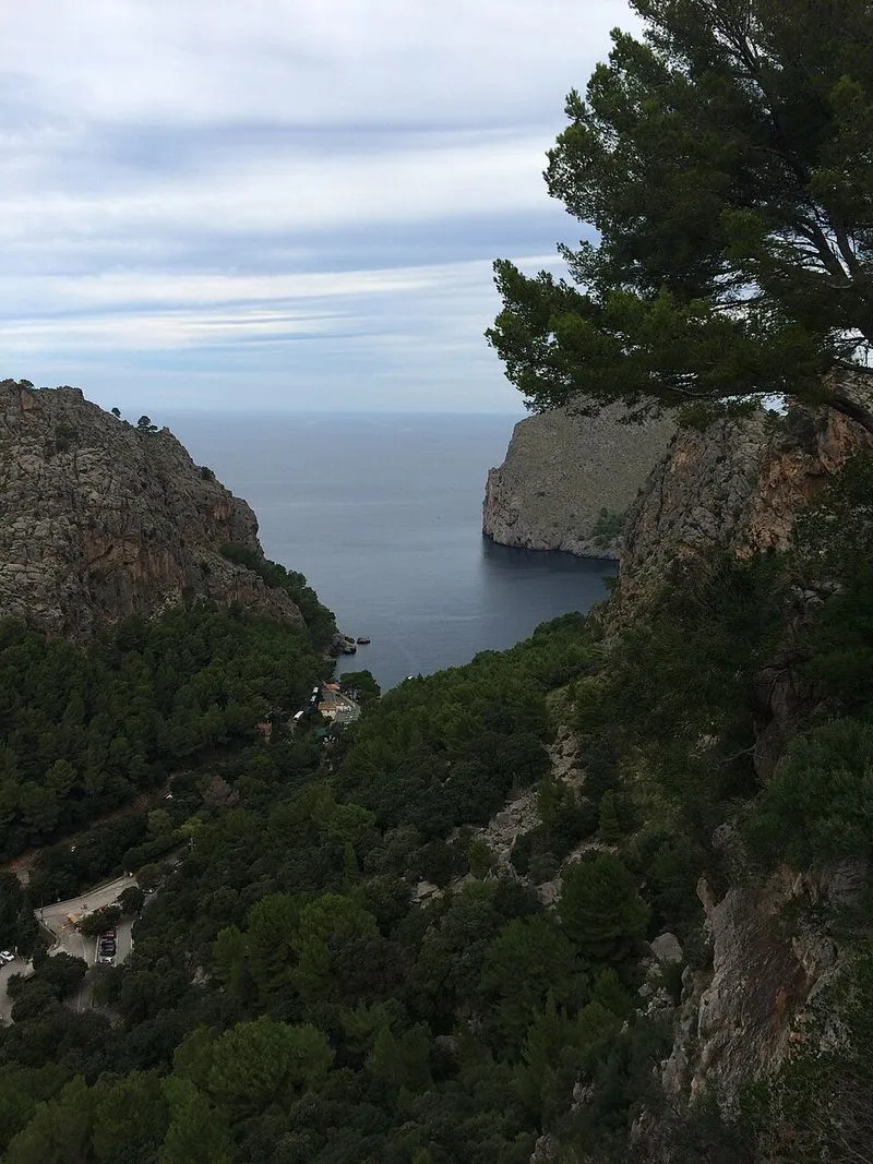 Playa de sa Calobra en Escorca, Islas Baleares — foto 4 de 10